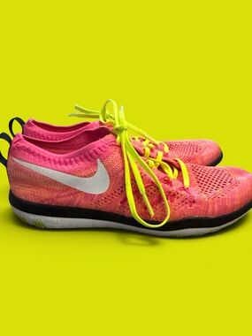 Nike Women's Pink Flyknit Running Sneakers with Neon Laces Summer Activewear
